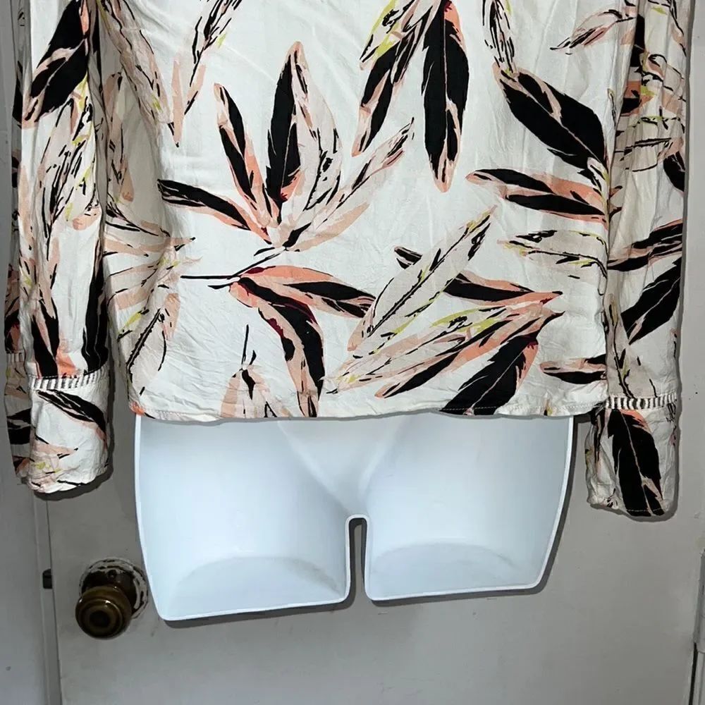 MAVEN WEST Luxe Soft Feather Pattern Blouse-M - Picture 6 of 8